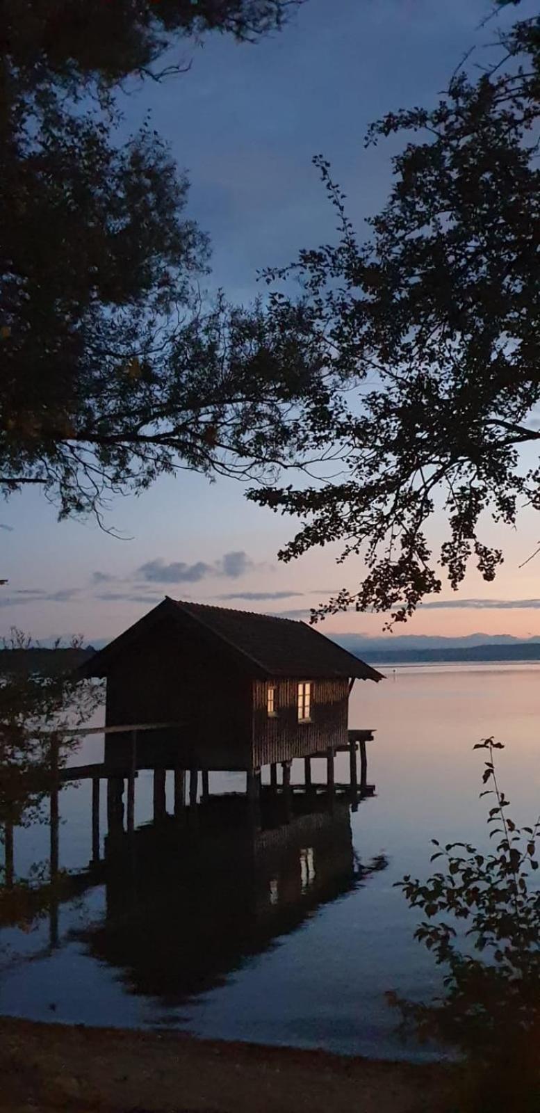 Apartment Chalet Am Schloss Kaltenberg Nahe Ammersee Geltendorf Bagian luar foto