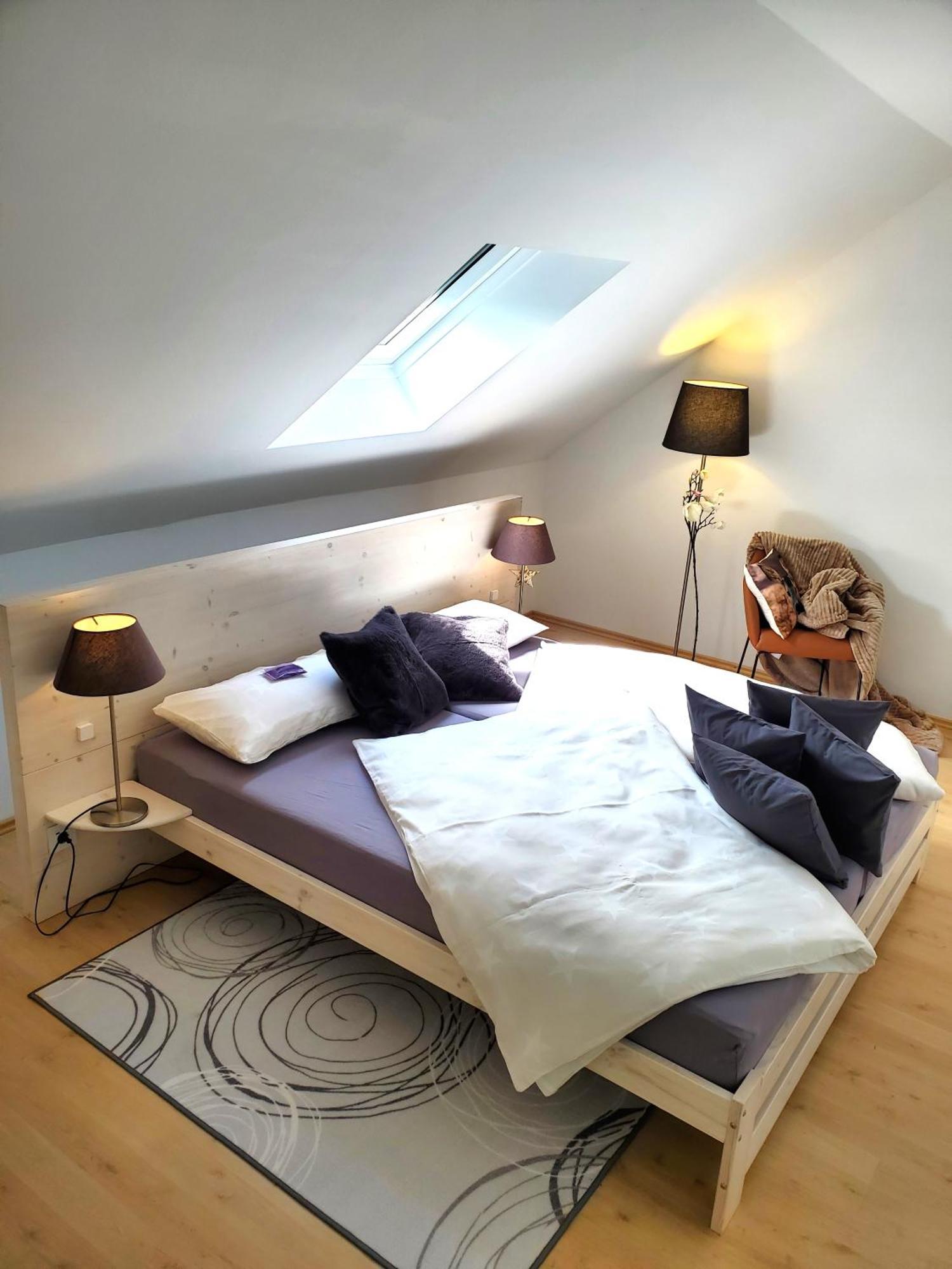 Apartment Chalet Am Schloss Kaltenberg Nahe Ammersee Geltendorf Bagian luar foto